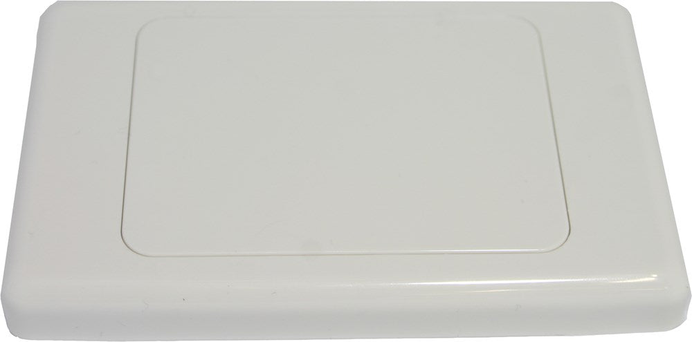 A white blank wall plate from the 2000 Series designed to cover unused electrical or data outlet boxes.