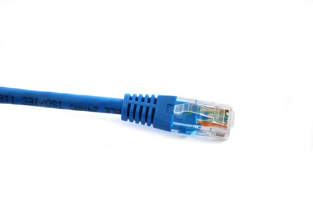 Amdex 0.5M blue Cat5e Ethernet patch lead with RJ45 connectors and snagless design, ideal for high-speed network connections.