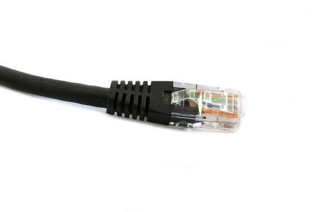 Cat6 Patch Lead ideal for high-speed data connections in close setups, featuring durable construction and a vibrant color.