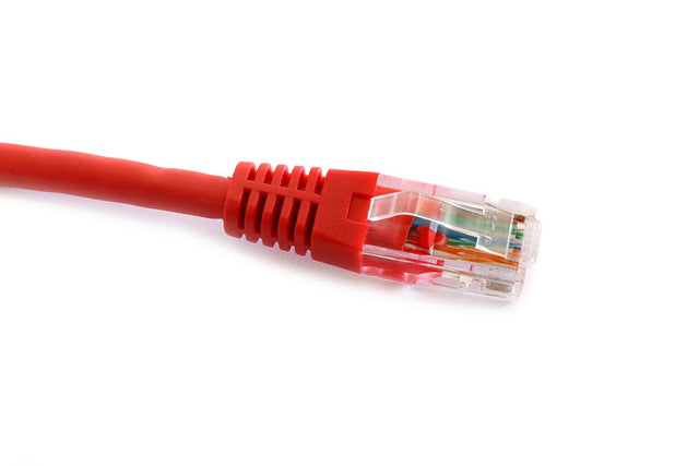 AMDEX 3M Cat5e Red Patch Lead with RJ45 connectors, supports 1Gbps speeds and 100MHz bandwidth for reliable network connections.