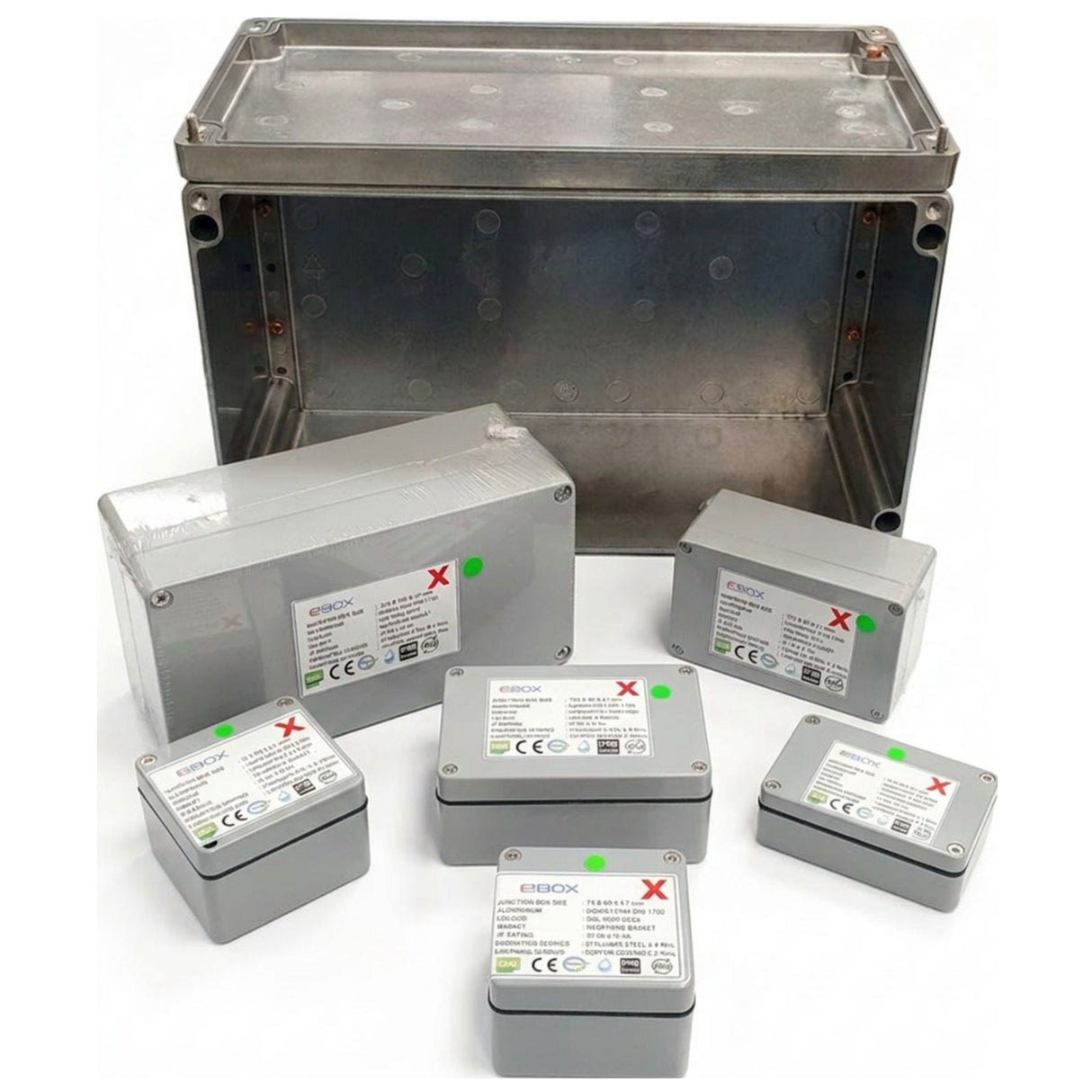 IP68 Weatherproof Junction Box, 140mm W x 140mm H x 91mm D, RAL7001 grey, waterproof and dustproof for outdoor and industrial use.